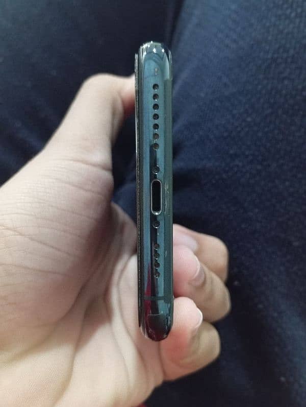 iPhone 11 pro max (non pta) for sale 2