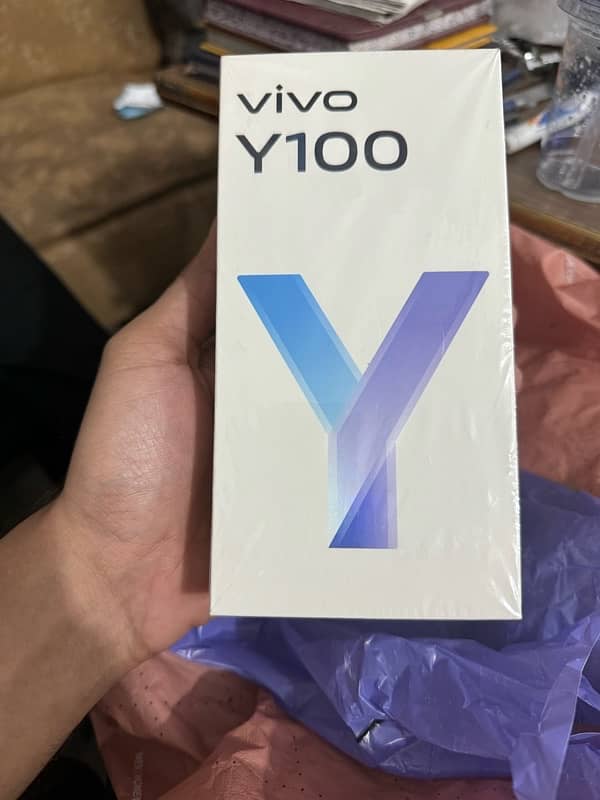 Vivo y100 8/256gb new phone 2