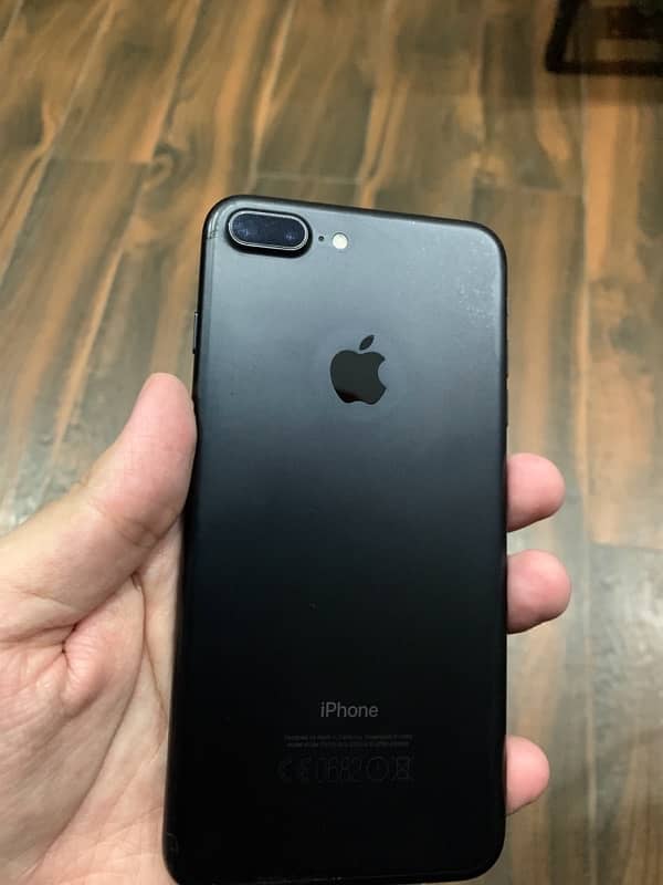 IPhone 7 plus matte black 128 gb Pta Approved 2