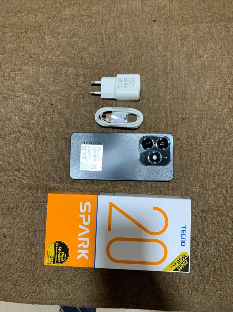 Tecno spark 20 3 months use only brand new condition 0