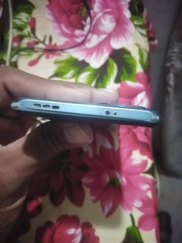 Redmi note 10 Full box urgent sale 4