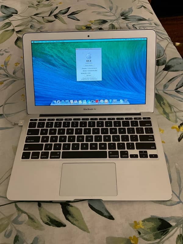 Apple MacBook Air, 2016 0