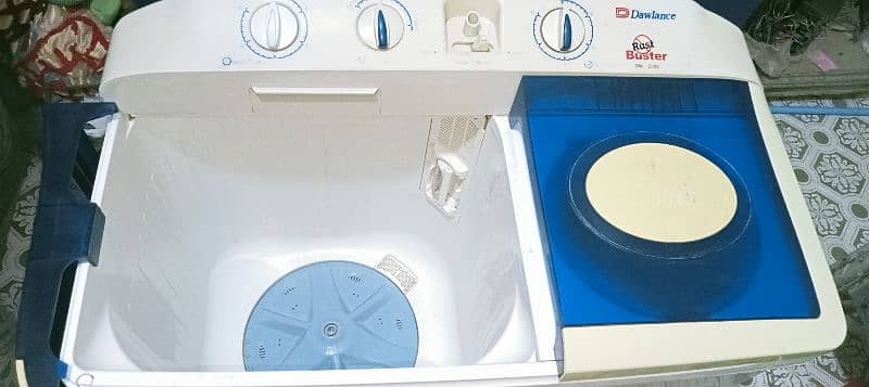 dawlance washing machine neat n clean condition both side working 1