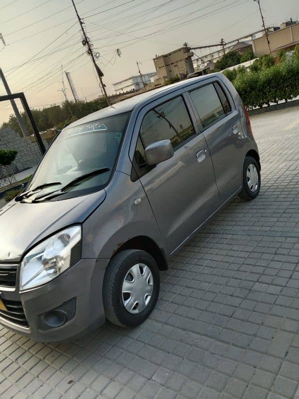 Suzuki Wagon R 2017 4