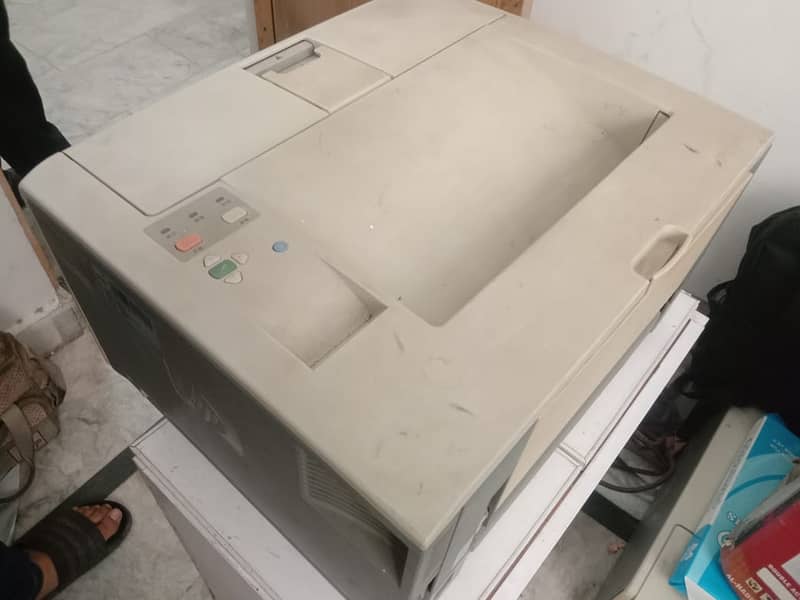 HP Laserjet A3 Size Printer 5200 0