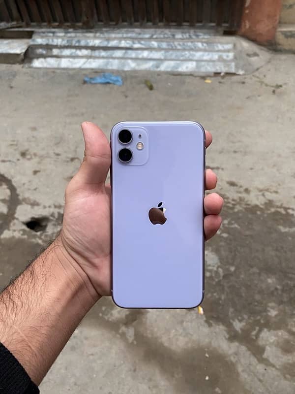 iPhone 11 2