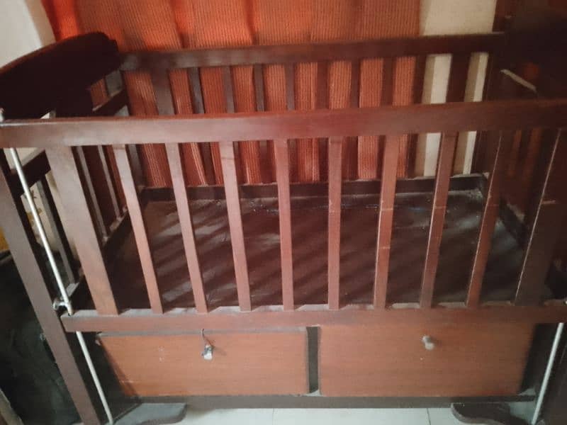 baby cot 1