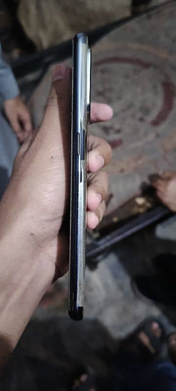 oppo f 19 pro 3