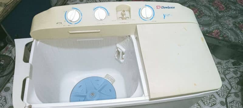 dawlance washing machine neat n clean condition both side working 1