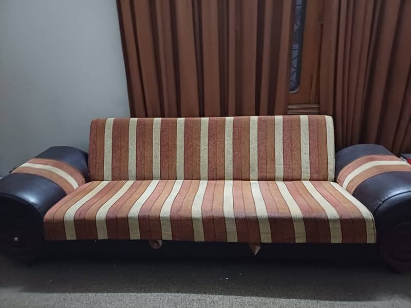 SALE SLIGHTLY USED SOFA COME BED 3 SOFAS CHOOSE ONE THAT YOU WANT 2