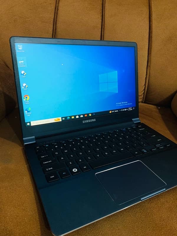 Samsung Galaxy Book i5 4