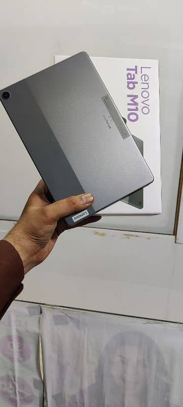 Lenovo tab M10 3gb 32gb 0