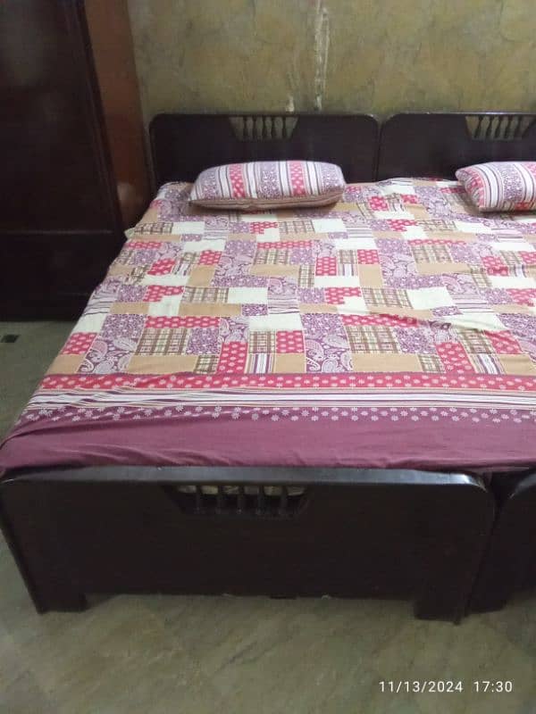 pair of single bed 3