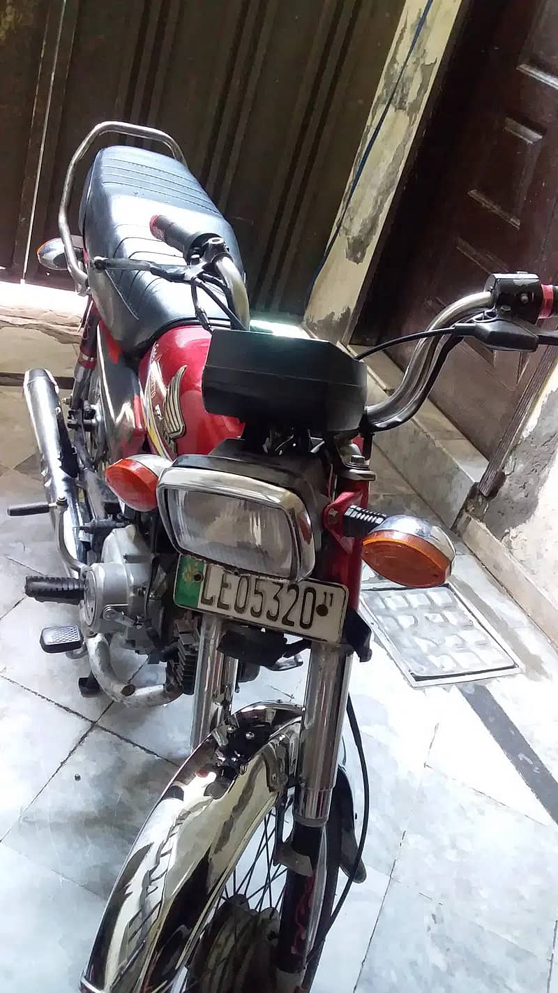 Honda CD 70 2011 9