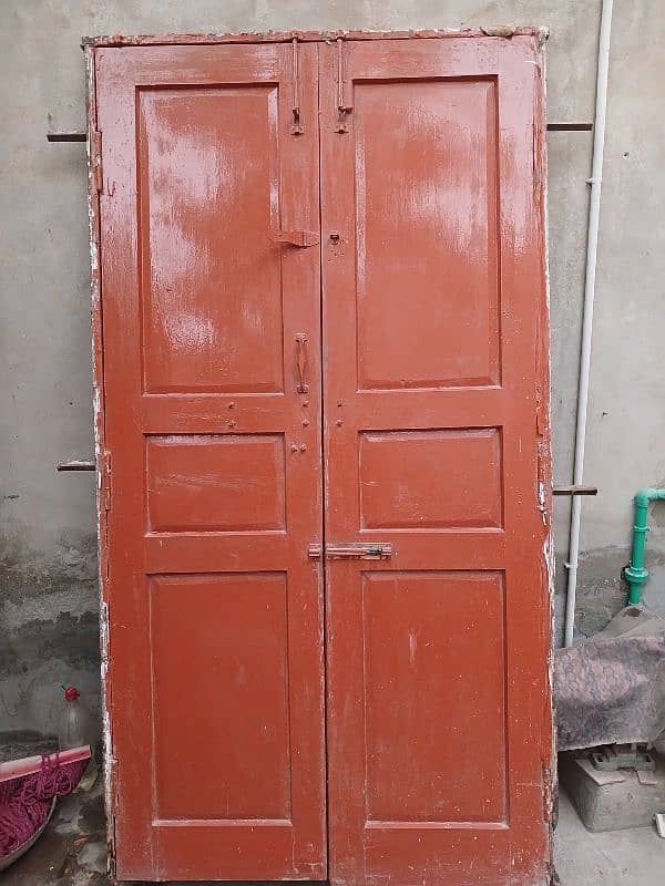 Door For Sale in Good Condition 2