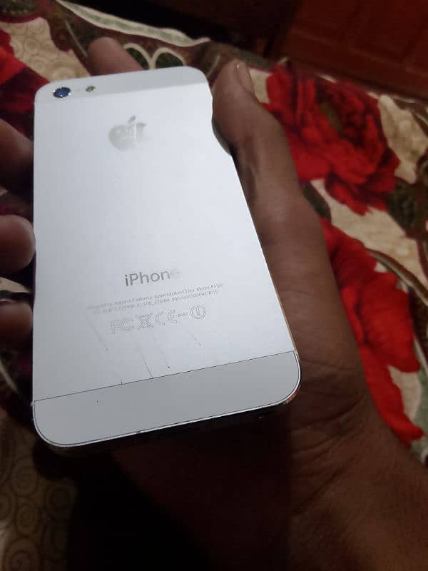 Iphone 5 simple for sale 3