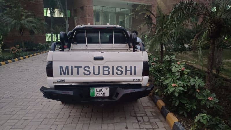 Mitsubishi L200 2006 2