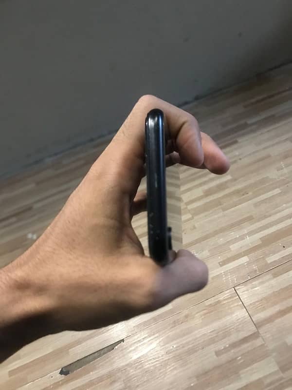 iphone xr 64gb 3