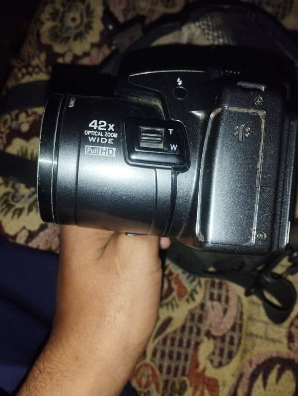 Nikon p510  with bag btry charger video and photo camra 2