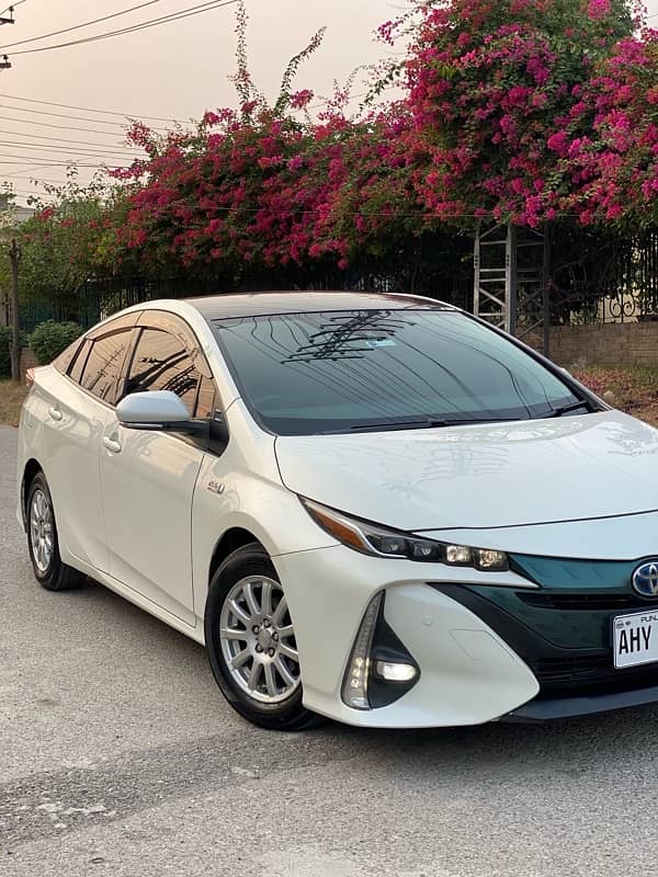 Toyota Prius 2017 19