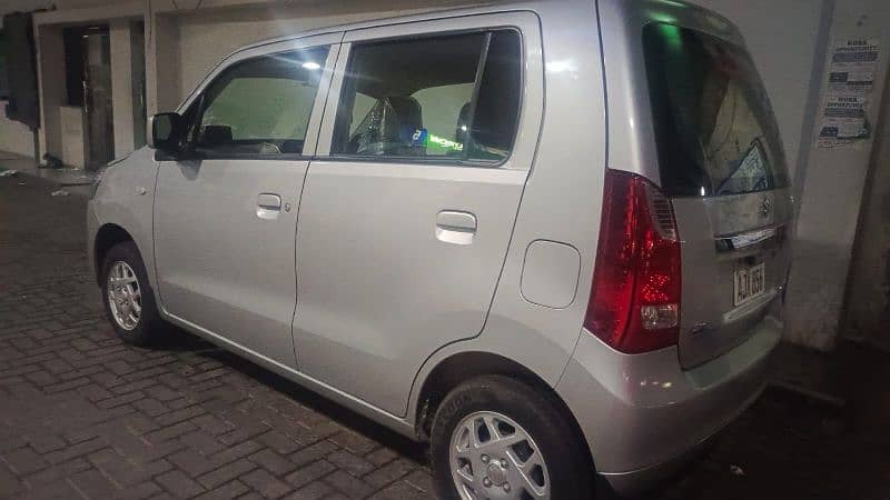 Suzuki Wagon R 2022 8