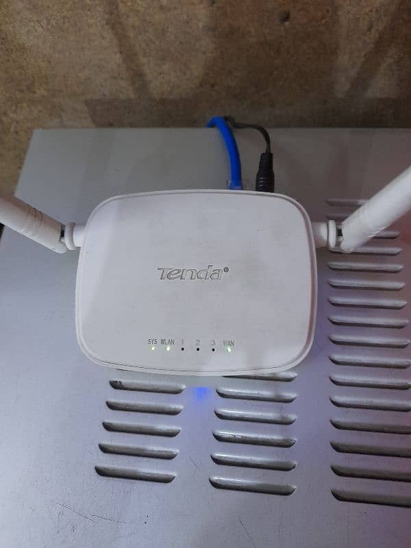 TENDA ROUTER N301 1