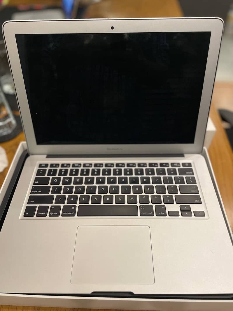 MacBook Air sparingly used 1