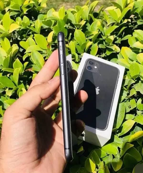 iphone 11 64gb 77% non pta full box 10:09 condition all okay 3