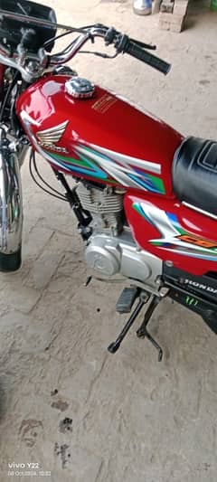 Honda 125 23  model In lush condition everything ok