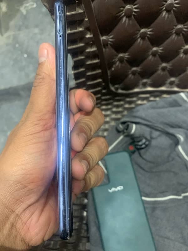 vivo v21e  room128gb ramm8+4 1