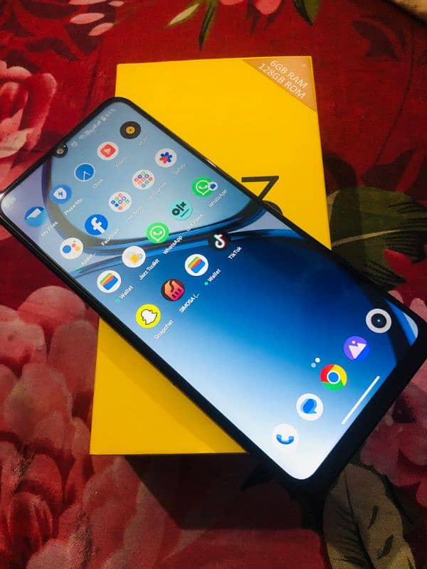 Realme C53 1