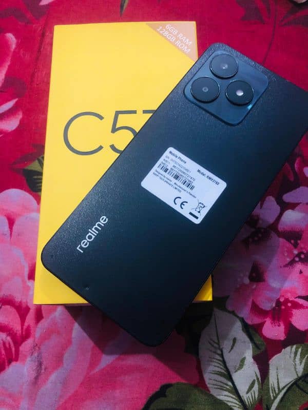 Realme C53 4