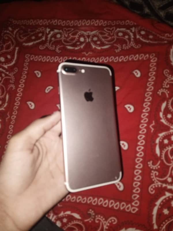 iPhone 7 Plus 0