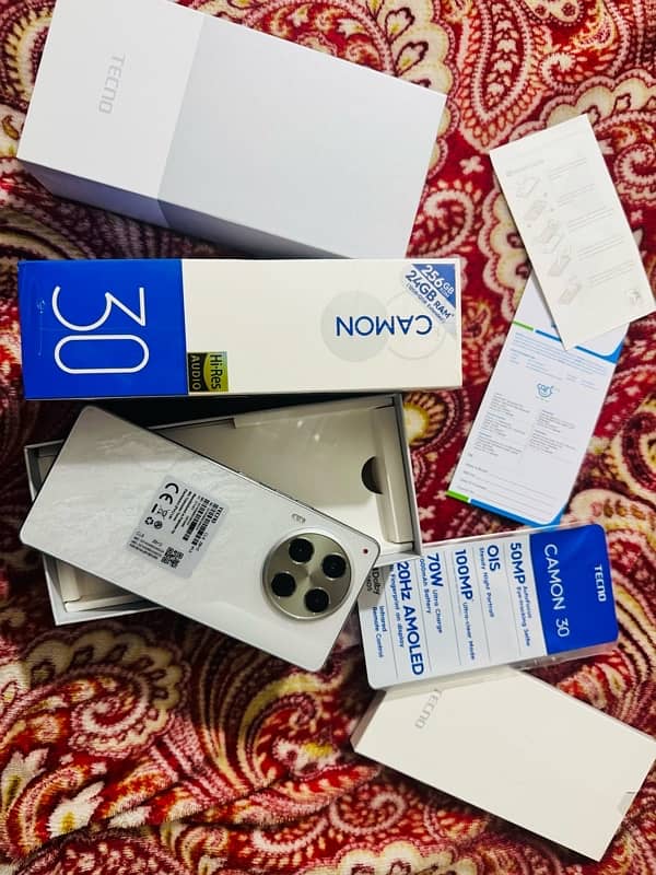 Techno Camon 30 (12 +256gb) 0