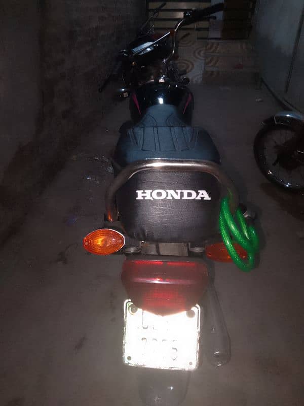 Honda 70 2004 10