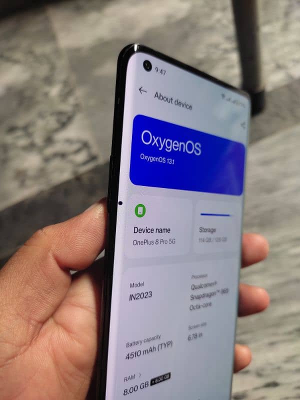 i am selling my OnePlus 8 pro ram 8+8 rom 128 6