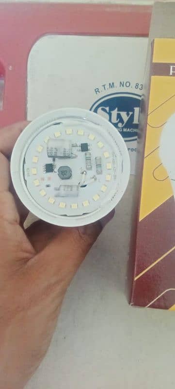 new led bulbs led lights SMD wholesale price pa dastiyab hy 14