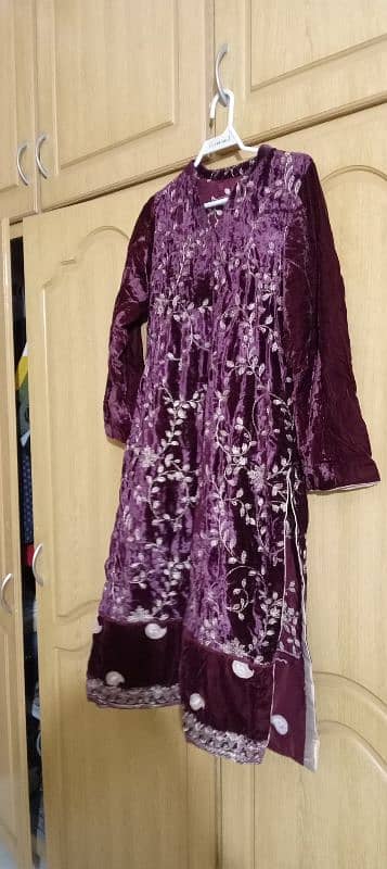 velvet with massuri dress 2