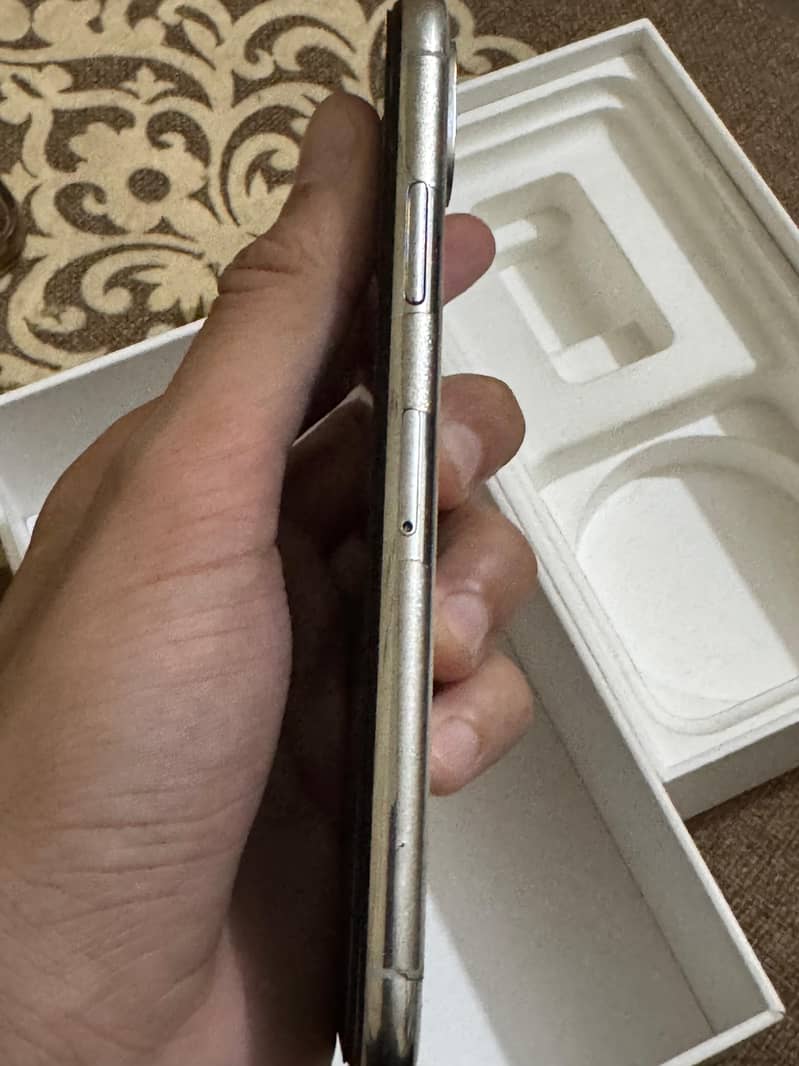 Iphone X White Color 256 GB PTA Approved 10/10 3