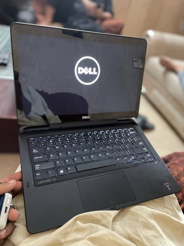 dell lap top with touch tab 3