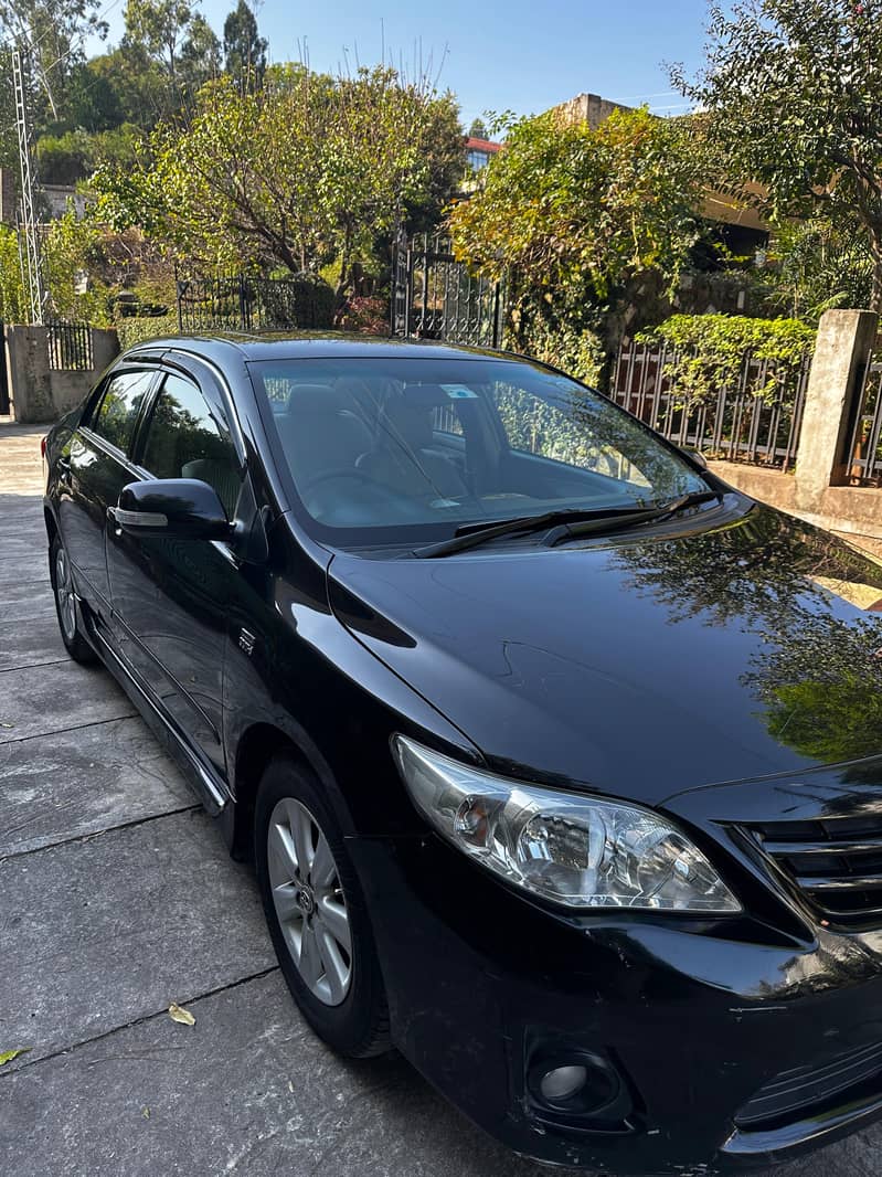 Toyota Corolla Altis 2013 SR 1.6 0