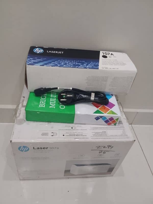 HP printer brand new, A4 quality paper full cartridge ink new 1