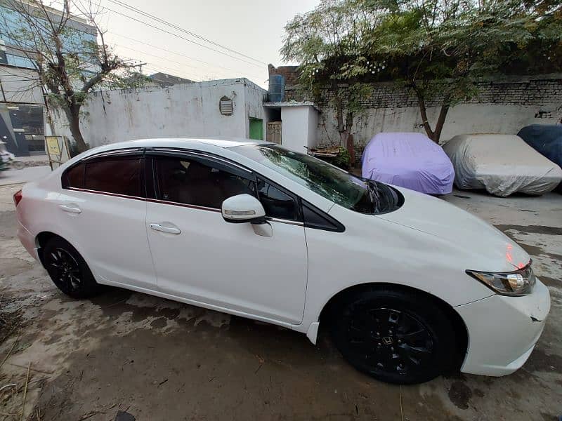 Honda Civic Prosmetic 2013 4