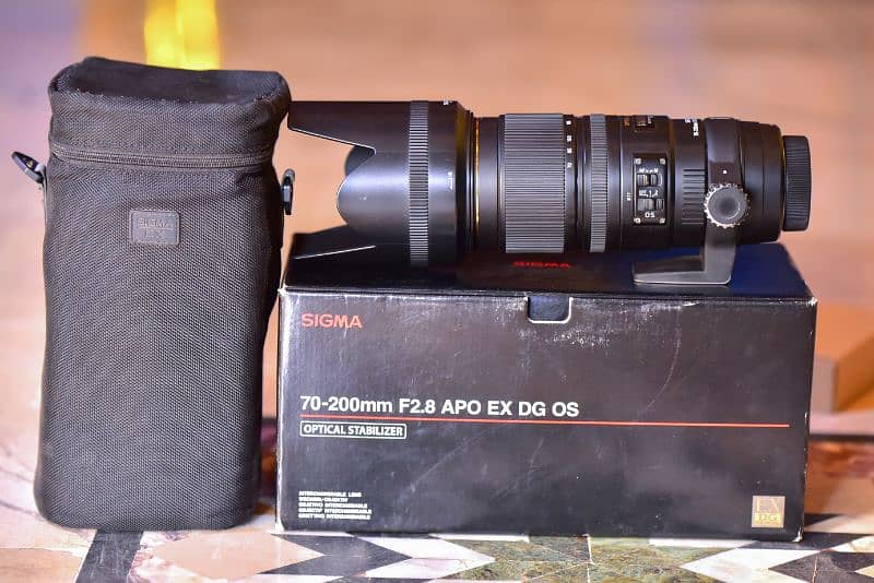 Sigma 70-200 Nikon Mount 10/10 Condition 0