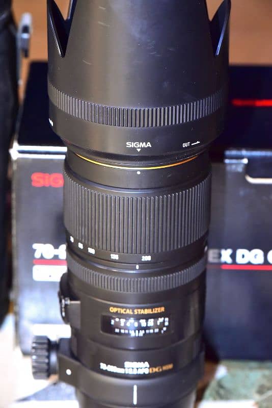 Sigma 70-200 Nikon Mount 10/10 Condition 4