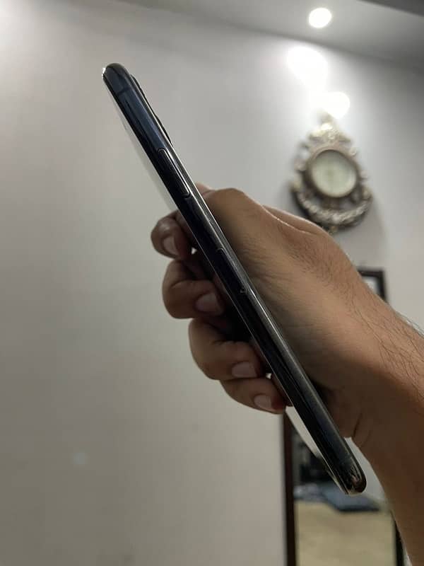 iPhone 11 Pro Max pta approved 1