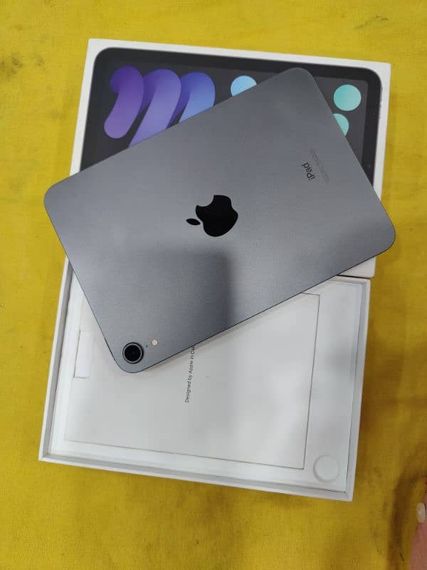 Ipad Mini 6 , 64gb with box 5