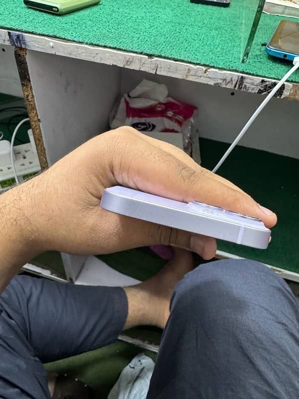 iphone 14 jv Purple Colur 6