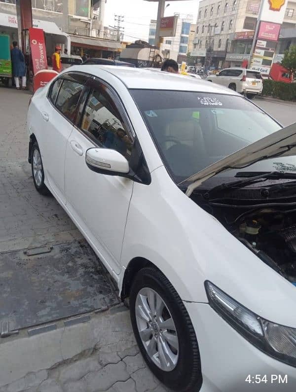 Honda City Aspire1.5 auto 2014 4