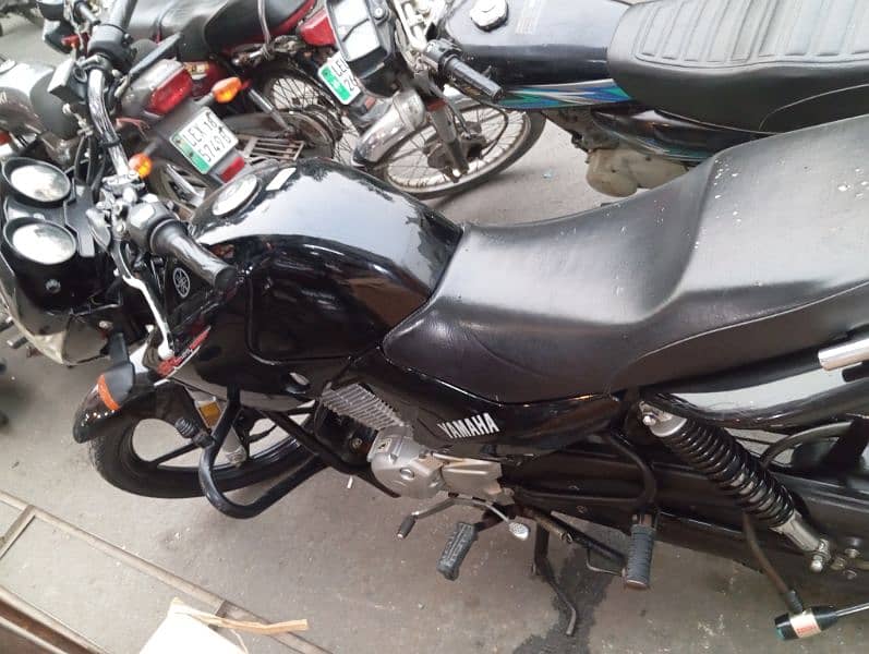 Yamaha YBR 125 2018 model 9